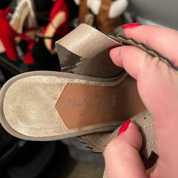 Vintage 7 Eight Peep Toe Bootie Heals - Picture 3 of 3